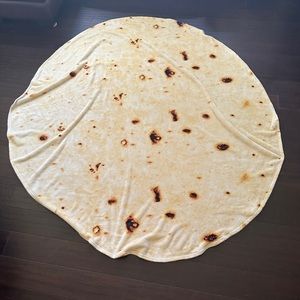 Casofu burrito blanket